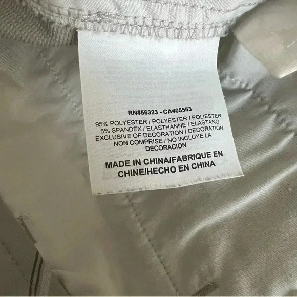 Nike Golf Shorts - Picture 7 of 7